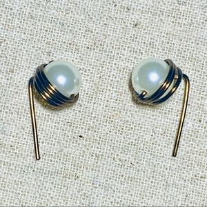 Pearl Stick Earrings 🔥 3 for $20